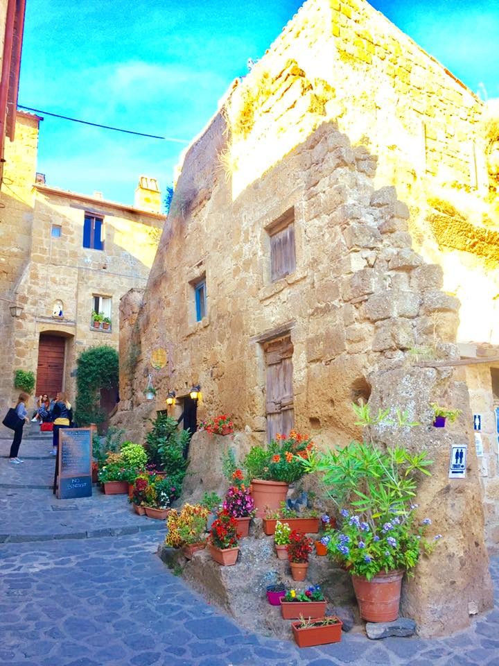 Civita di Bagnoregio, Italy photo 12