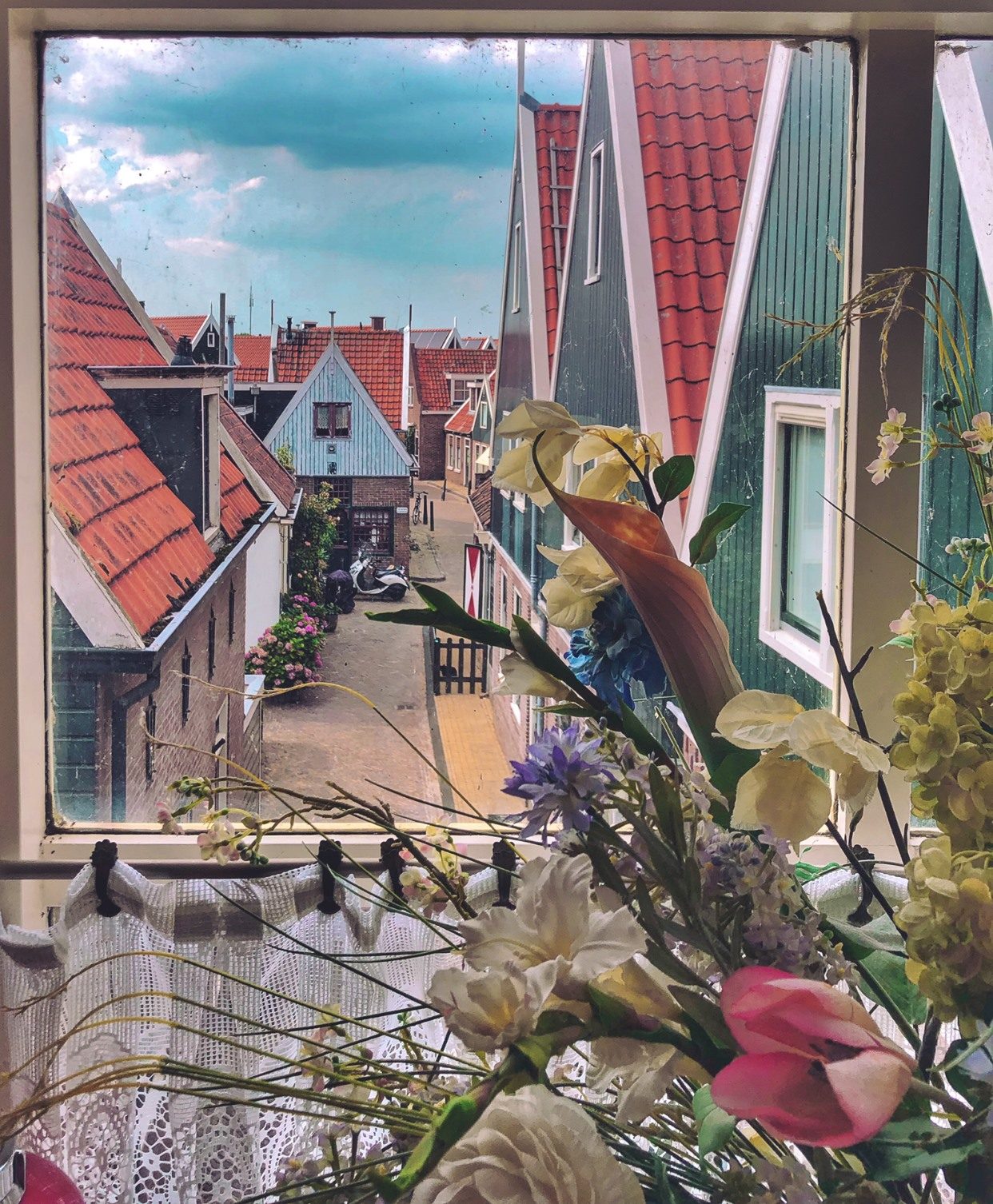 Volendam & Marken, Netherlands photo 2